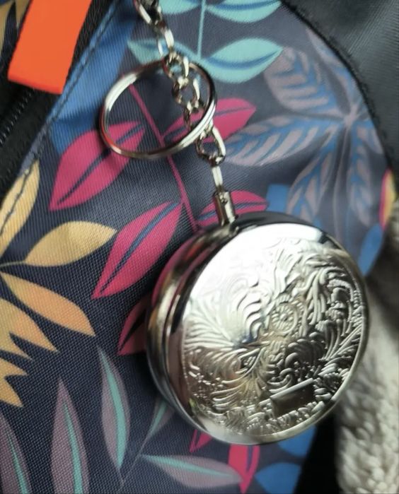 Пепелник за път/ мобилен неръждаема стомана с ключодържател