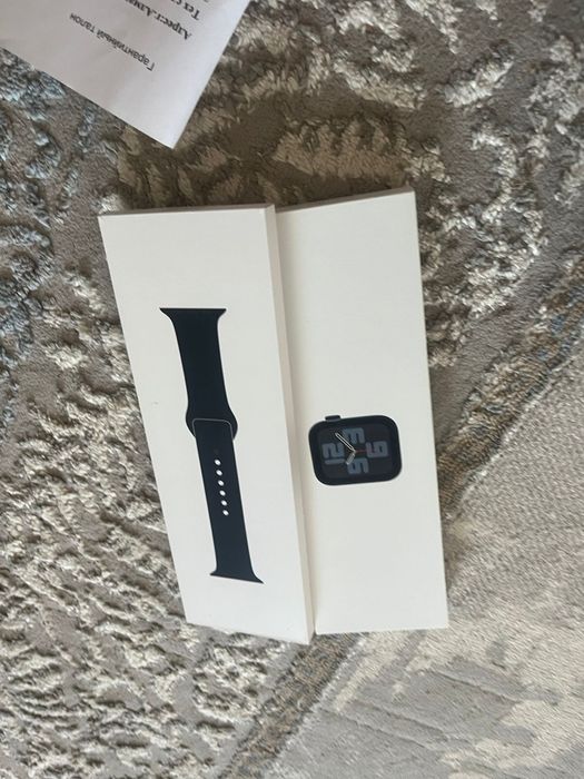 Apple wach SE продается