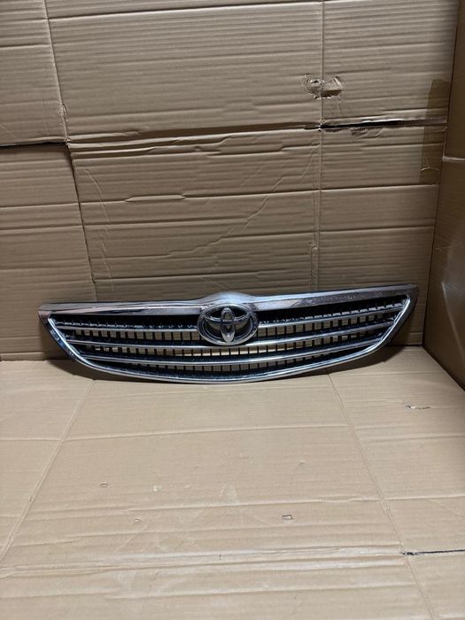 Решётка радиатора на Toyota Camry 30