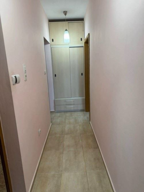 Дава се под наем Тристаен апартамент в София, Мусагеница - 80 кв.м за 648.21 € - Снимка #7