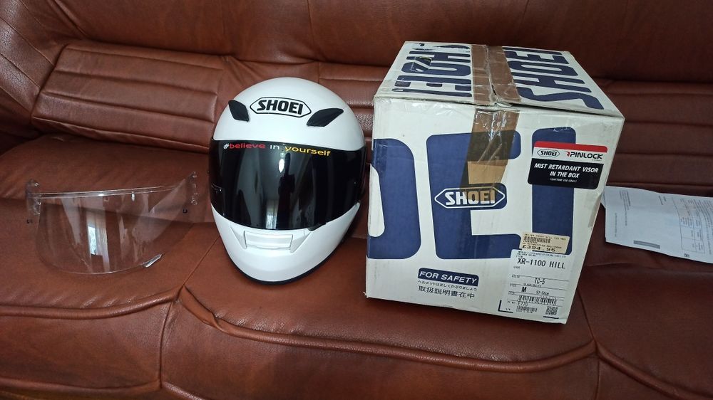 Vând casca moto Shoei XR 1100