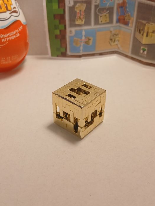 Minecraft золотой блок из kinder joy
