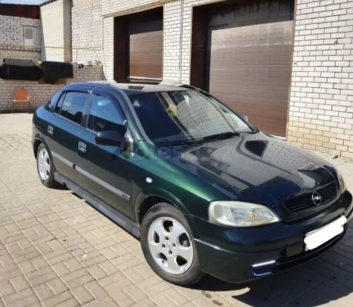 Опель астра  GGG 2001