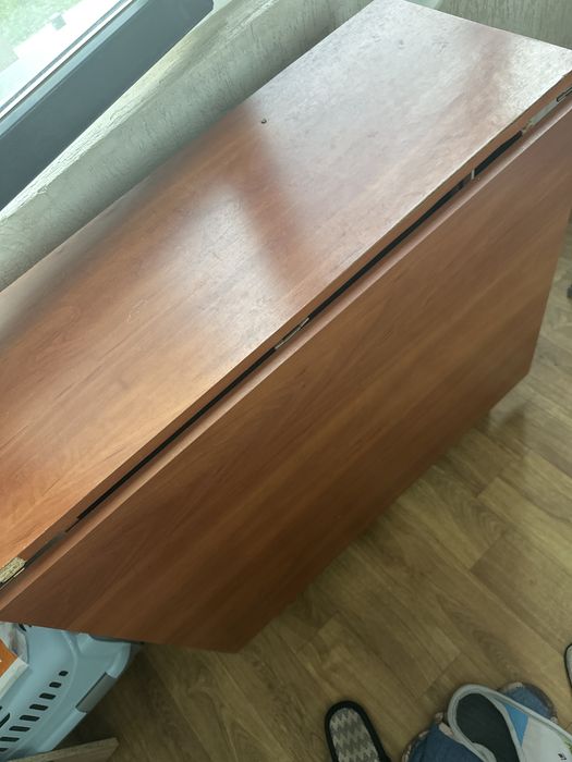 Стол книжка продается