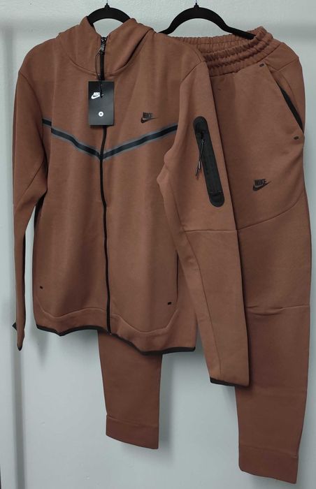 Мъжки екип Nike tech fleece нови модели 2025 trapstar