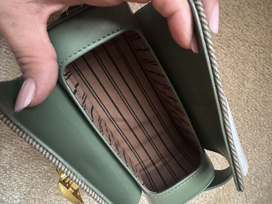 Gentuta eleganta noua Kaki