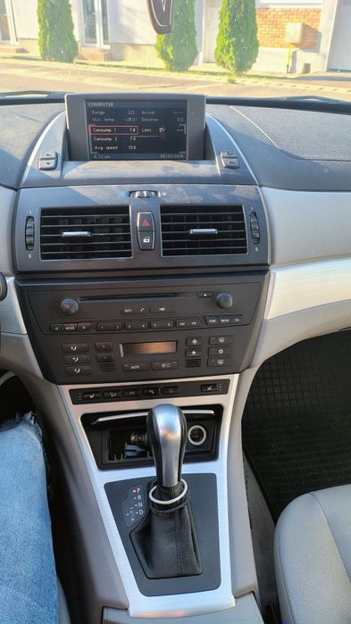 Vând BMW X3 2008