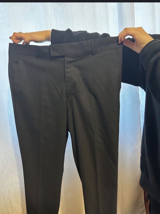 Costum 3 piese marimea M ,nepurtat (comandat de pe reginald )