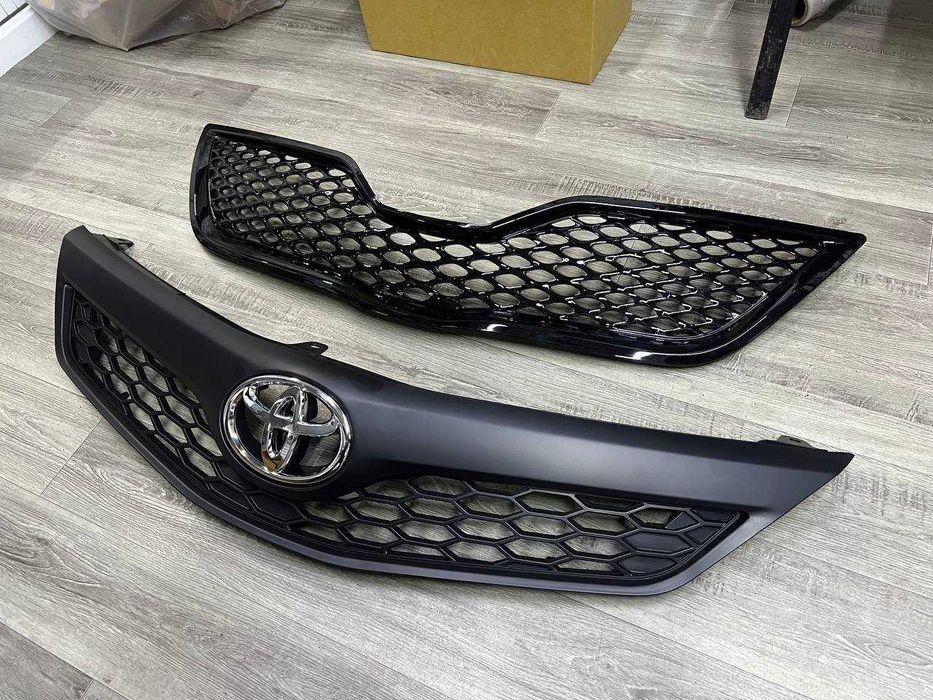 Решетка радиатор Camry 45 SE и 50 SE