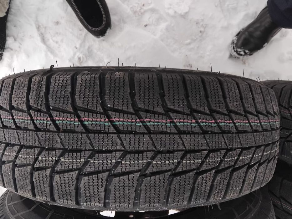 Колеса 185/70 R14.