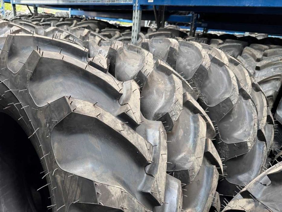 16.9-30 cu 16 pliuri anvelope noi PANTHER