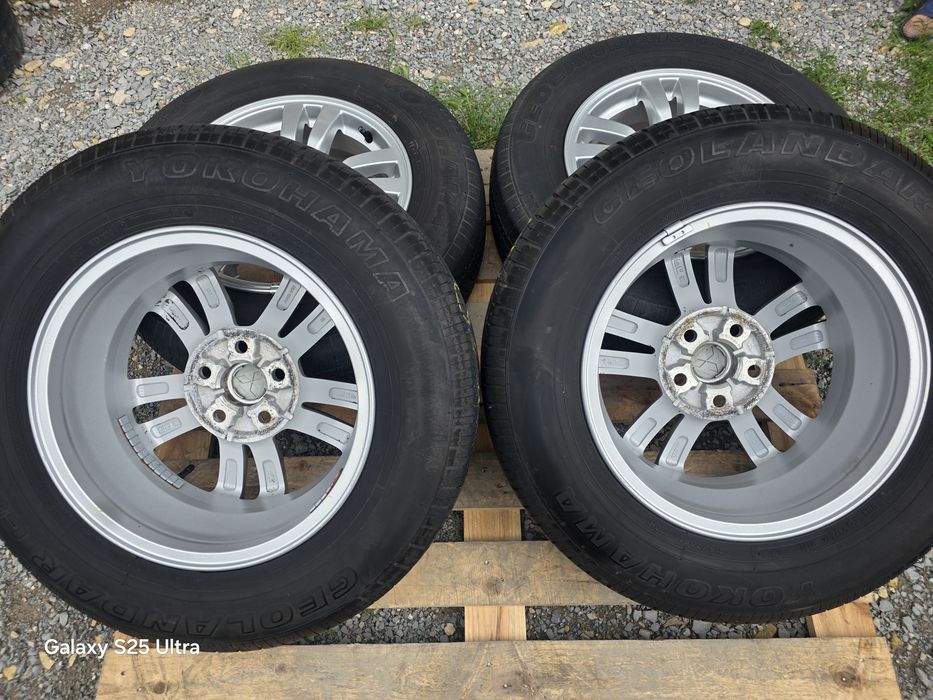 Лети джанти 16ки 5х114.3 Mitsubishi + летни гуми 215/70/16 Yokohama