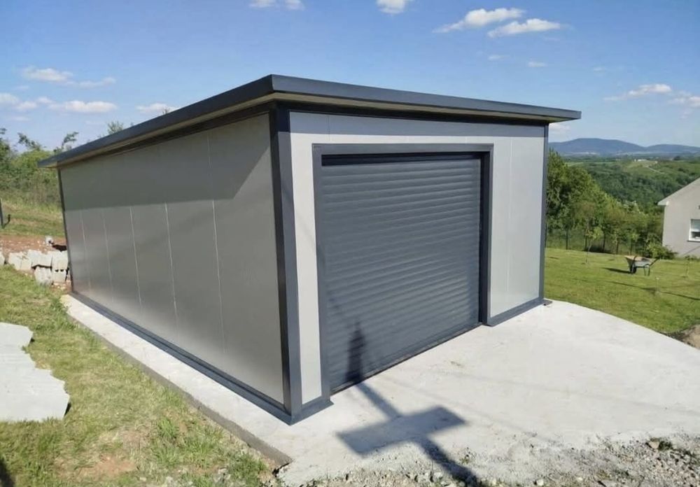 Garaj auto pe structura metalica