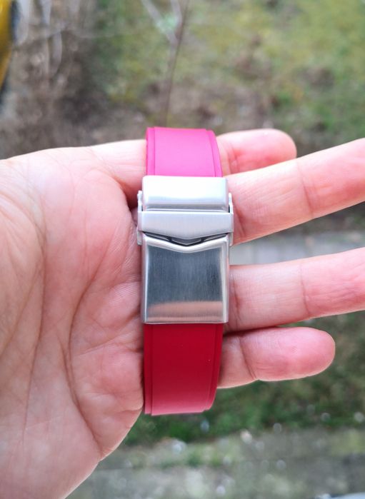 Ceas automatic Seiko Mod Turtle Special Red curea FKM