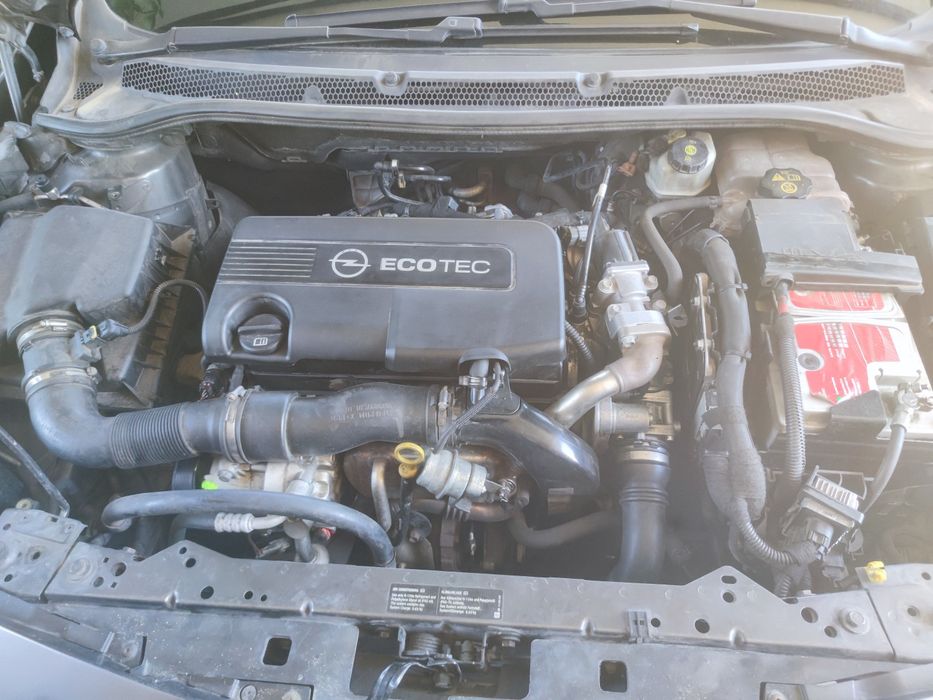 Unic proprietar vând Opel Astra J