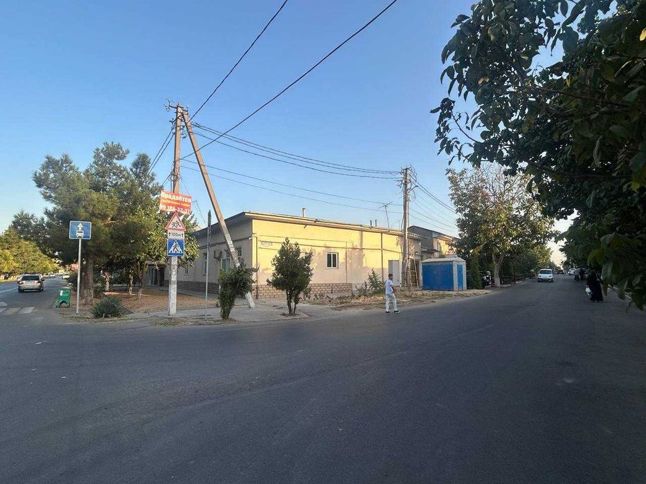 Йул ёкасида ховли сотилади, Бизнес учун, Под офис, 9 сотик фасад 27х38