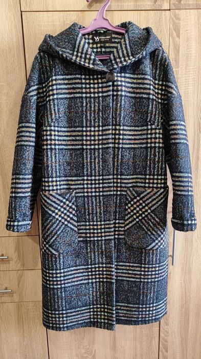 Продам пальто женское демисезонное