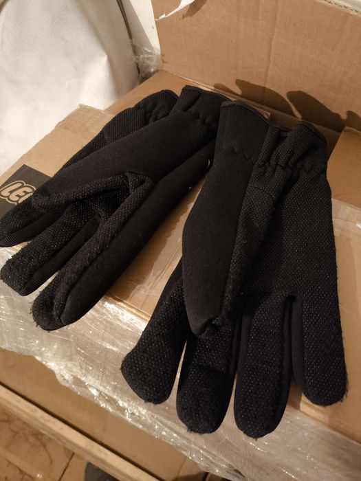 Перчатки для спорта