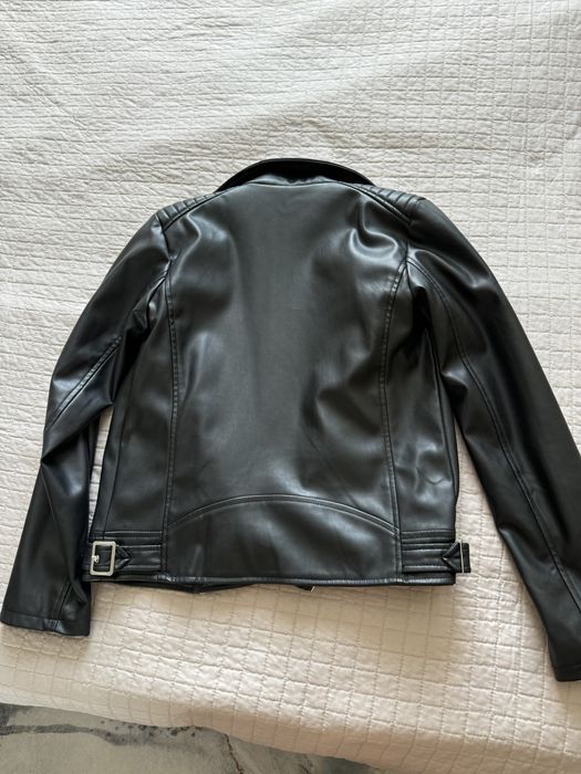 Продам новую кожанку