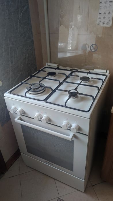 Продам газплиту Вosch