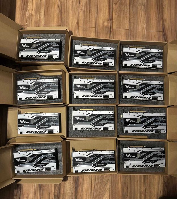 Vand 12 buc Saphire Nitro+ RX 570 4GB