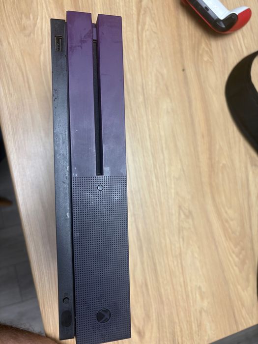 Vând Xbox pentru piese plus 2 manete originale URGENT ‼️‼️