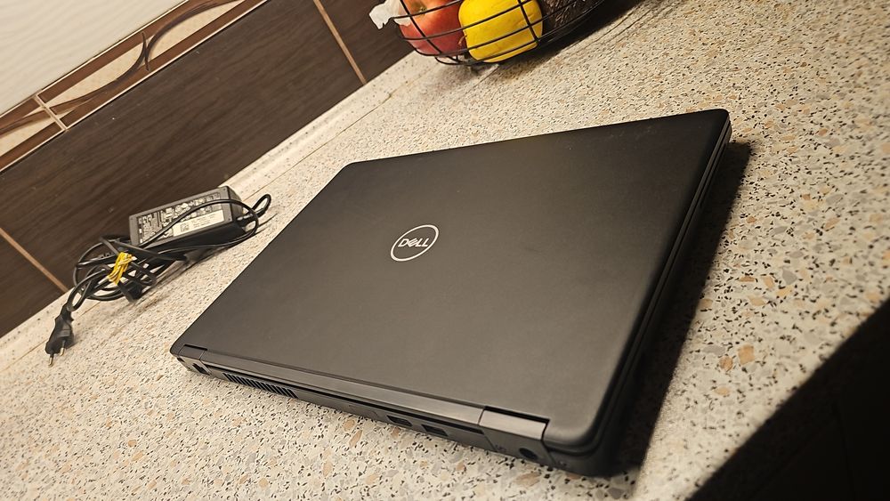 Okazie Dell Pro i5 ,  8Gb RAM. SSD 256gb, 14inch FHD, baterie 3