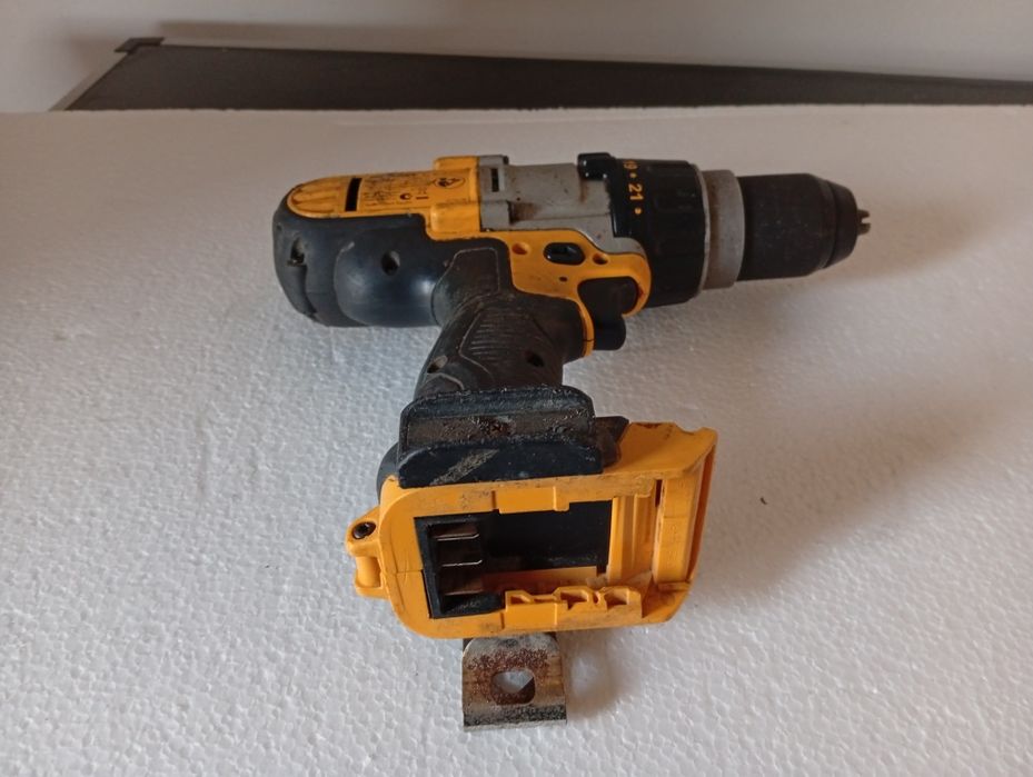 Corp dewalt 18v 3 trepte de viteza