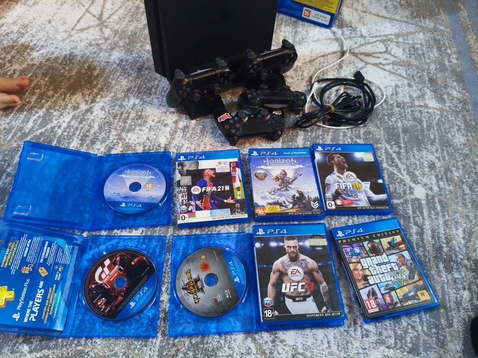 Sony playstation 4 slim 1tb 4 джойстик