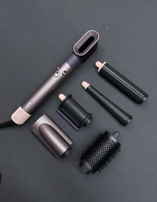 Dyson straightener