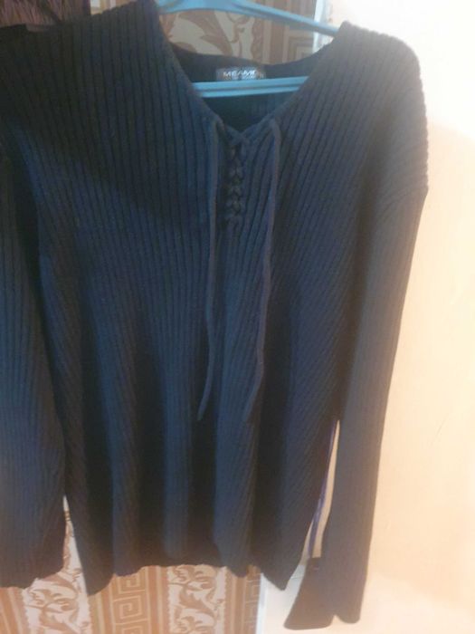 Продаются свитера,олимпийка