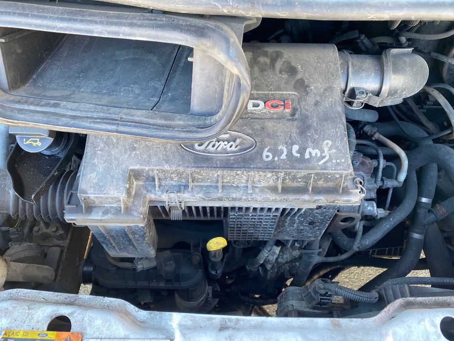Dezmembrez FORD TRANSIT Turneo 2.2 TDCI 110 CP QVFA 2008 8+1 locuri