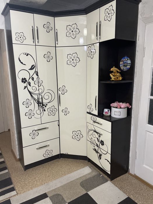 Прихожая угловая