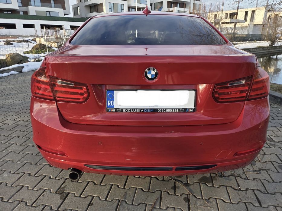 BMW 320d xDRIVE - mecanic foarte bine intretinut
