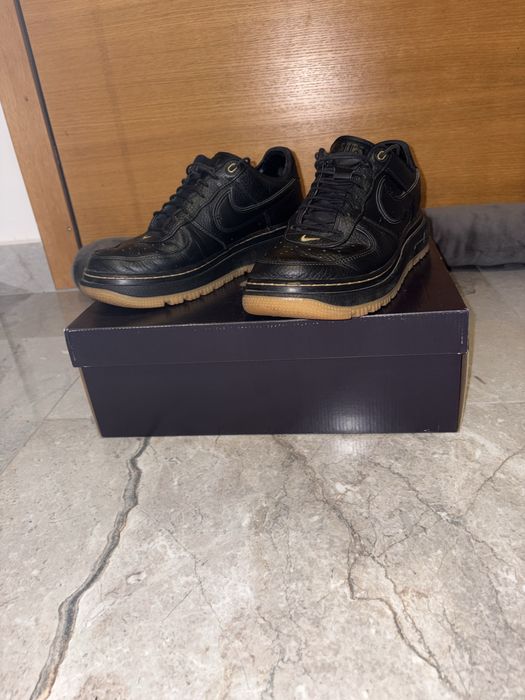 Nike Air Force 1 Luxe