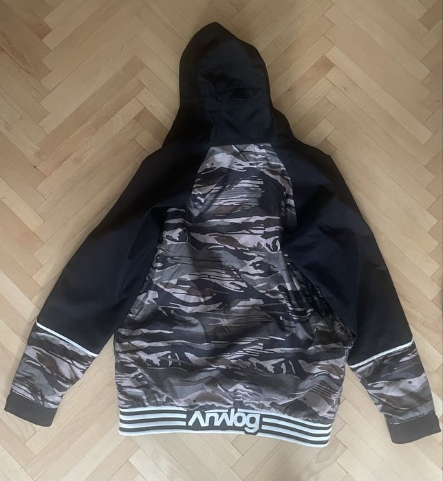 Сноуборд и ски якета Burton AK 2, Analog, O’Neil