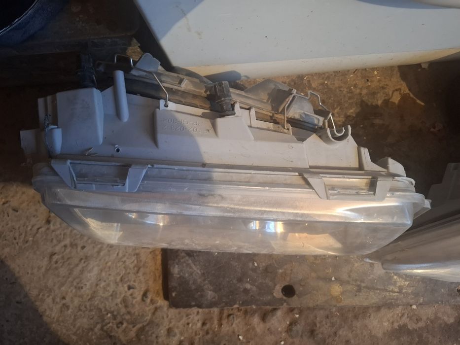 Фары на мерседес 124