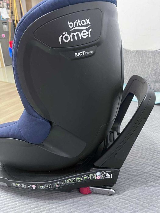 Scaun auto Britax Romer DUALFIX M i-SIZE 3 luni - 4 ani