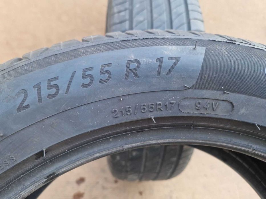 2 Michelin R17 215/55 Летни гуми  DOT4222