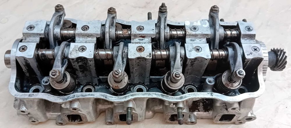 Цилиндрова глава за джип Сузуки Самурай -1985 г.