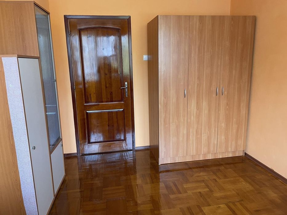 Продава се Тристаен апартамент в Перник, Център - 100 кв.м за 1400 €/кв.м - Снимка #4