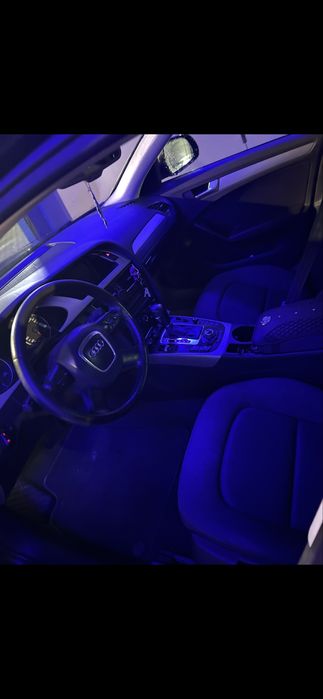 Vând Audi A4 B8.