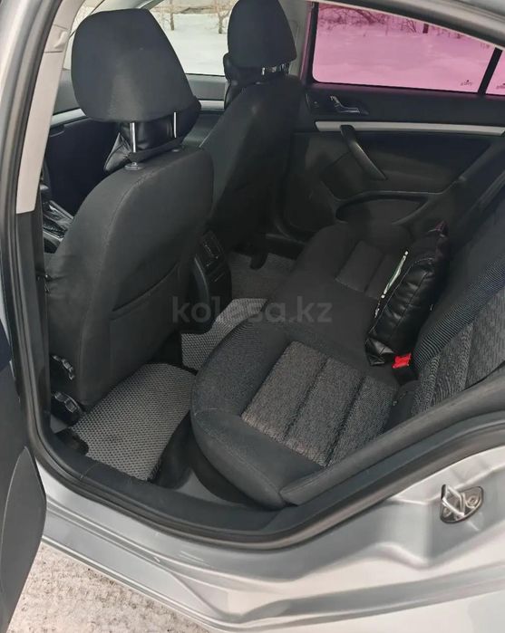 Шкода октавия А5 2012