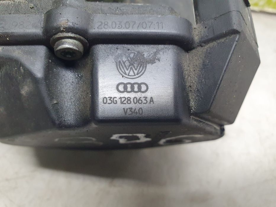 Clapeta acceleratie 03g128063a  2.0 TDI BMM Volkswagen VW Touran 1 [f