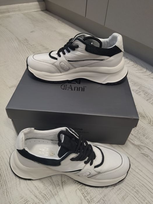 Дамски маратонки Gi Anni