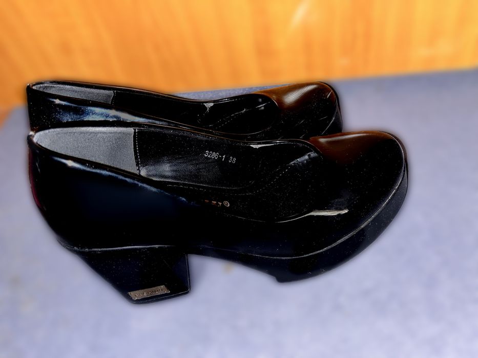 Туфельки женские