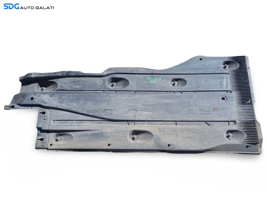 Scut Plastic Protectie Motor Podea Dreapta Skoda Octavia 3 2013 - 2019 Cod 5Q0825202M [LC4463]