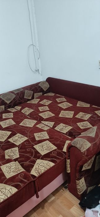 диван -софа в хорошем состоянии,раскладной