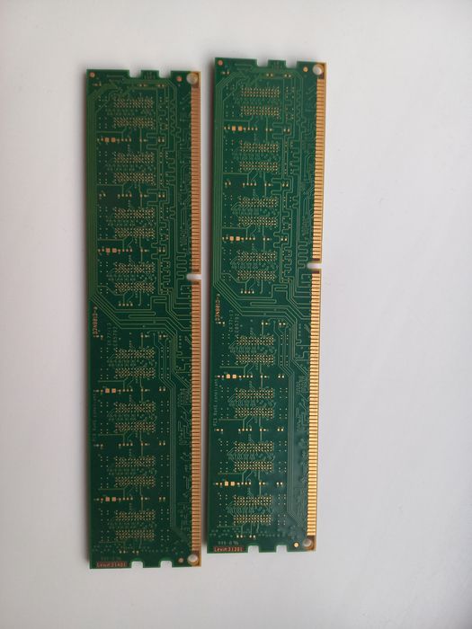 Озу 4 гб ddr 3 .
