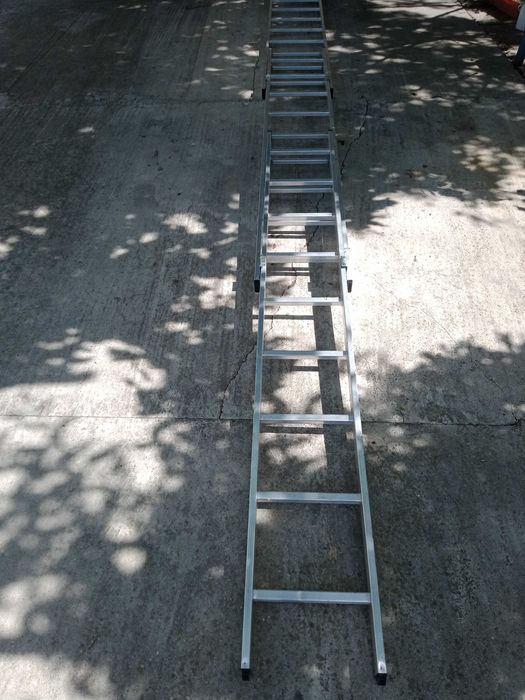 Scara 3 tronsoane 7 .80m